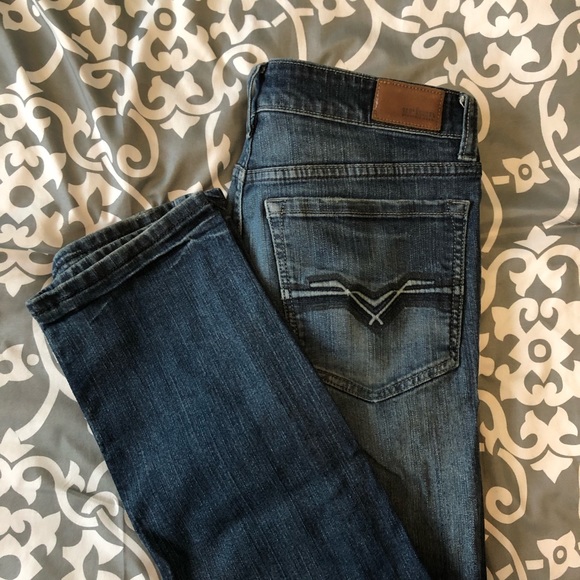 Men’s 32x30 Faded Slim Straight Jeans - Picture 2 of 4